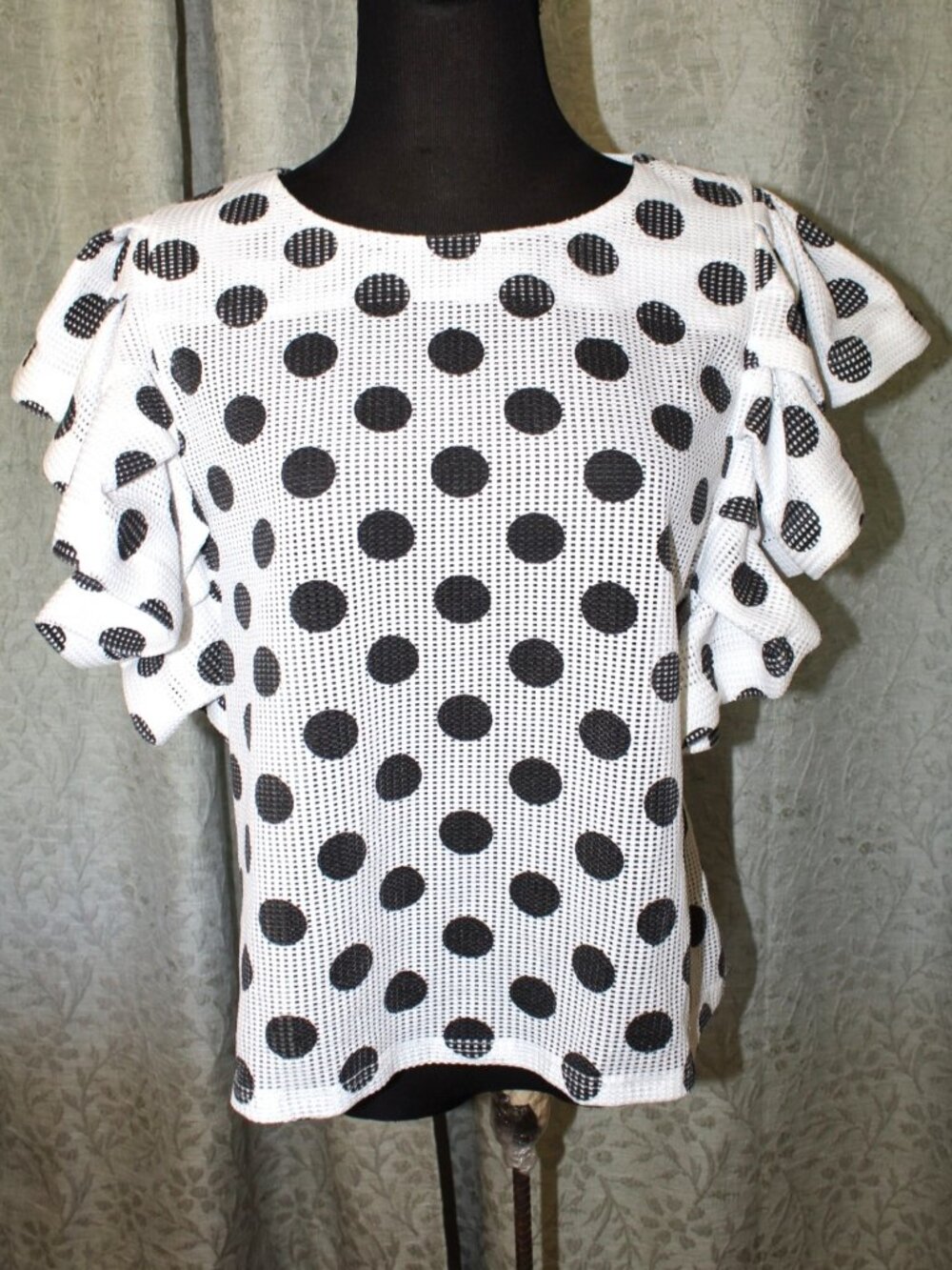 Gracia Black & White Polka Dot Blouse sheer Top Sz. Large Tiered Ruffle Sleeves